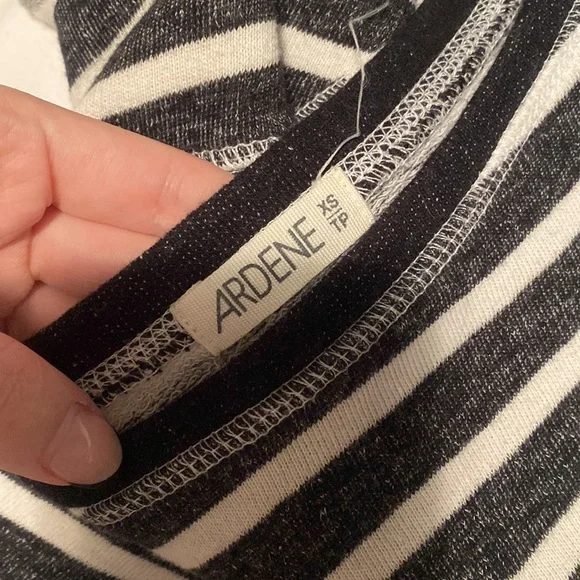 T-shirt - Picture 4 of 4